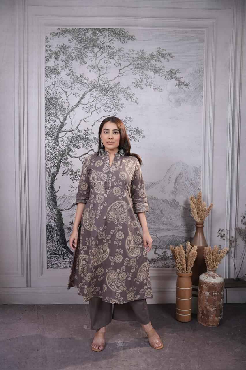 K 935 By Fashid 01 to 17 Series Designer Collection Beautiful Stylish Fancy Colorful Party Wear & Occasional Wear Pure cotton Embroidery Kurtis At Wholesale Price